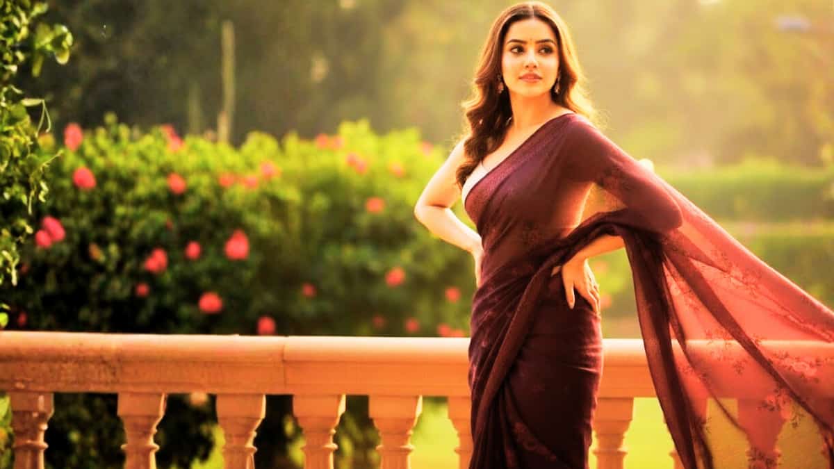 Trendy, classy & timeless fashion styles – SaniaGlam Clothin women’s fashion and beauty inspiration. 